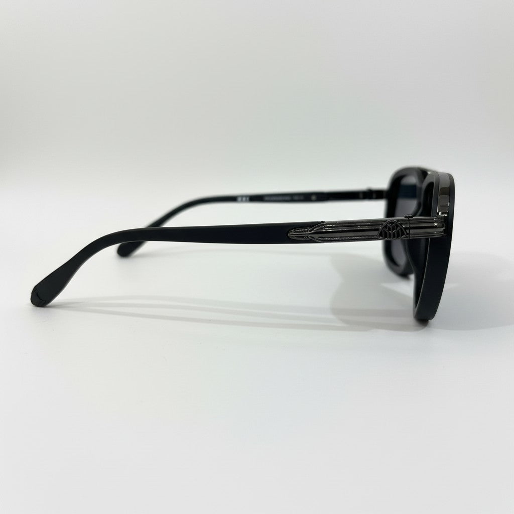 ECLIPSE VOGUE Black Oversized Sunglasses with Smoke-Grey Lenses – Unisex