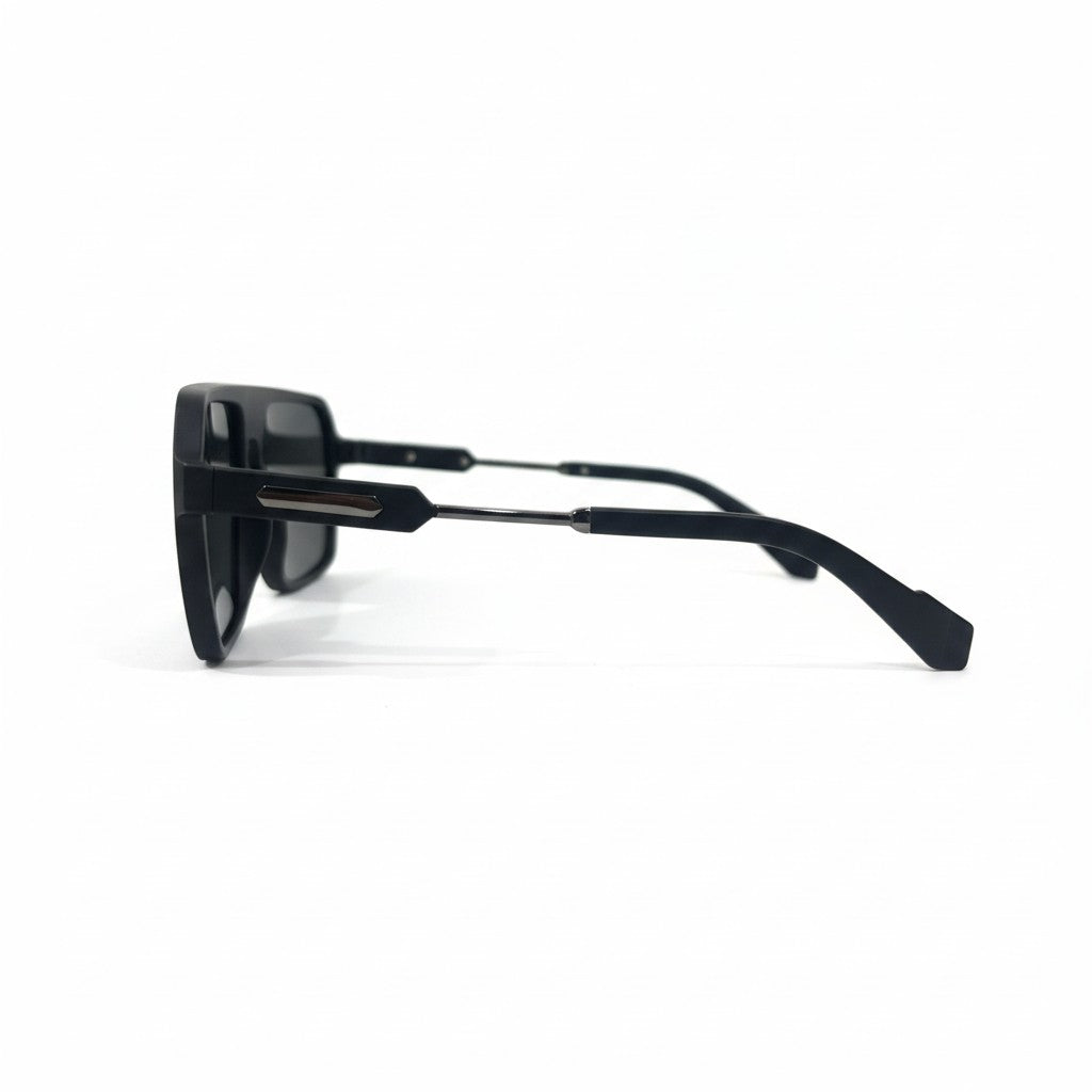 URBAN EDGE Black Oversized Square Sunglasses with Smoke-Grey Lenses – Unisex